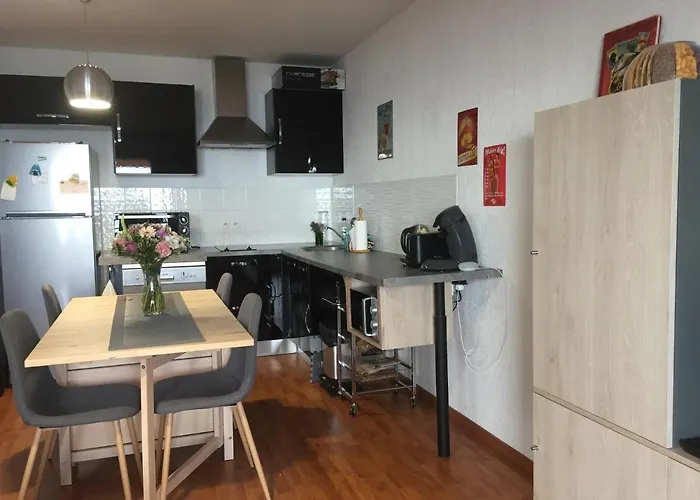 Appartement T3 Classe 3 Etoiles Vue Mer Avec Terrasse ,Plage 2 Minutes A Pied